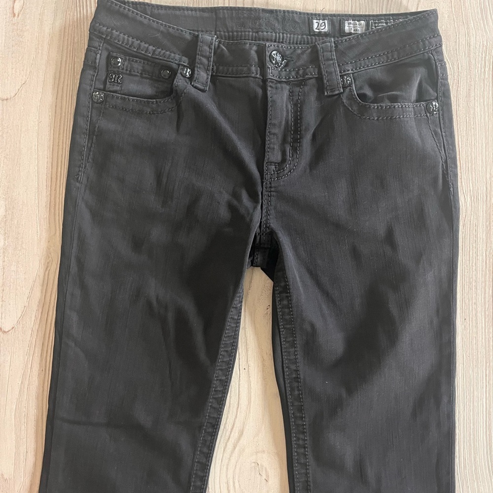 Miss Me mid rise flare black jeans with embellished horseshoe pocket size 29 - Picture 3 of 13